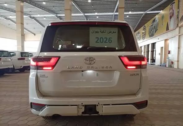 تويوتا لاندكروزر 2026 - صورة 3