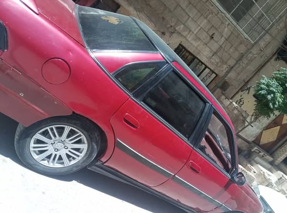 فورد اسكورت 1994 - صورة 4