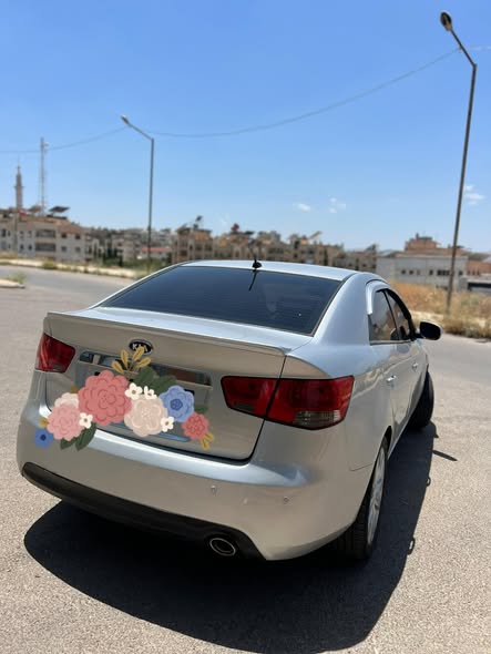 كيا فورتي 2010 - صورة 4