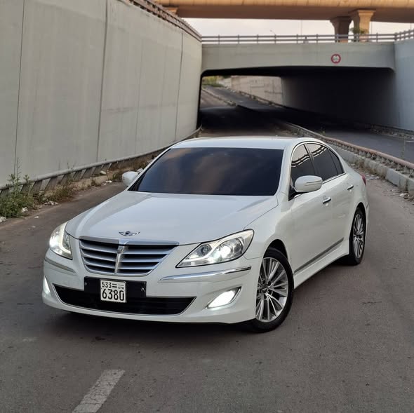 هيونداي جينيسس 2014 - صورة 1