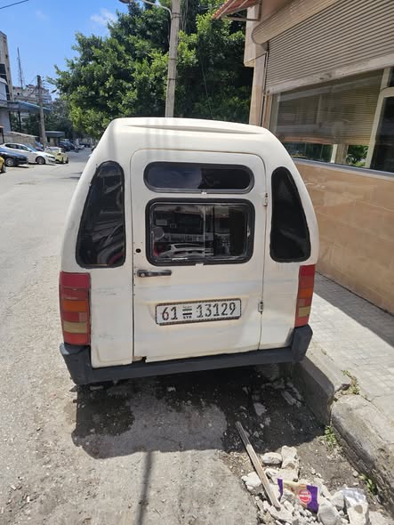 سكودا بيك أب 1994 - صورة 3