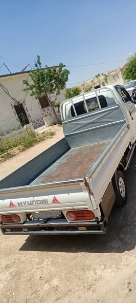 هيونداي H100 2010 - صورة 3