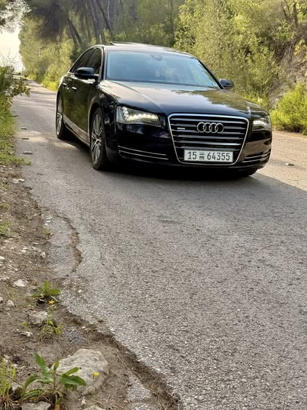 أودي A8 2011 - صورة 2