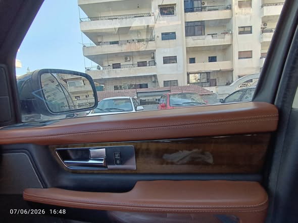 رانج روفر سبورت 2012 - صورة 5