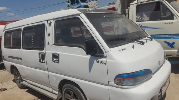 هيونداي H100 1998 - صورة 3