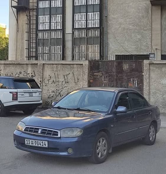 كيا سيفيا 2003 - صورة 1