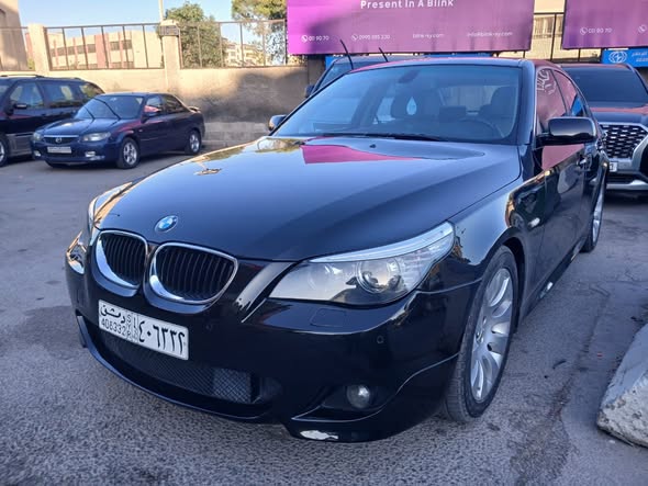 بي إم دبليو 525i 2009 - صورة 1