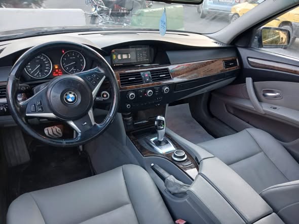 بي إم دبليو 525i 2009 - صورة 5