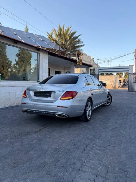 مرسيدس E200 2017 - صورة 5