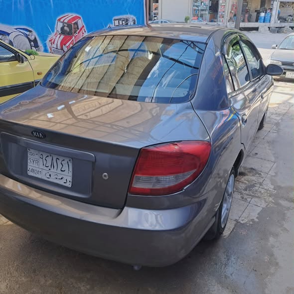 كيا ريو 2004 - صورة 3