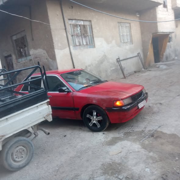 مازدا 323 1992 - صورة 2