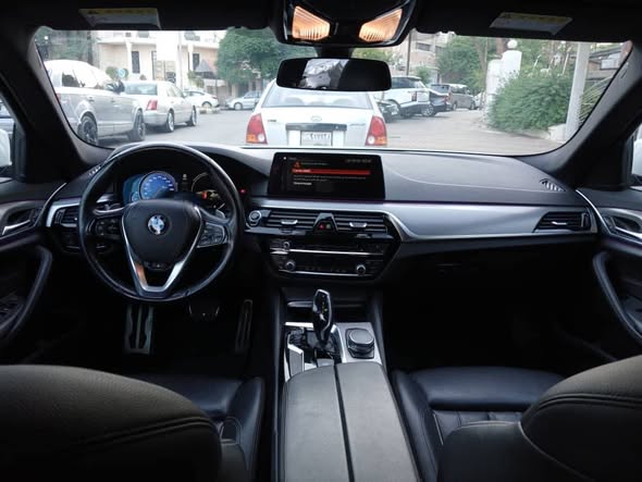 بي إم دبليو 530i 2018 - صورة 5