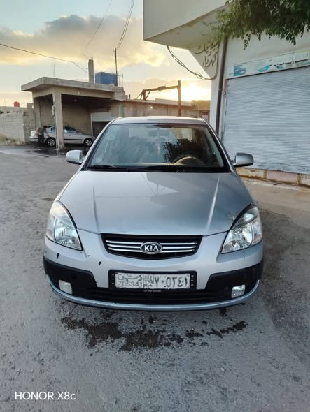 كيا ريو 2010 - صورة 1