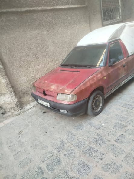 سكودا Pickup 1999 - صورة 4