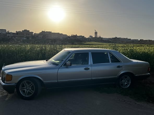 ميرسيدس 560 1983 - صورة 3