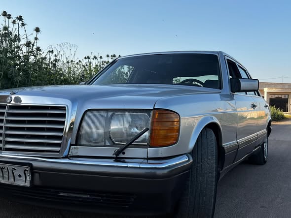 ميرسيدس 560 1983 - صورة 4