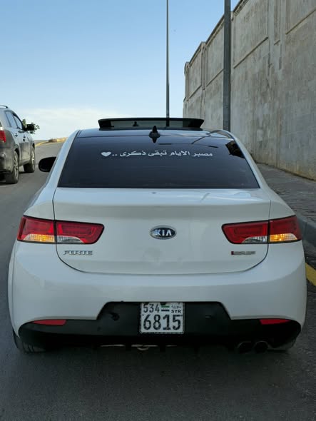 كيا فورتي 2011 - صورة 4