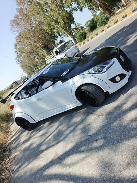 هونداي فيلوستر 2013 - صورة 4