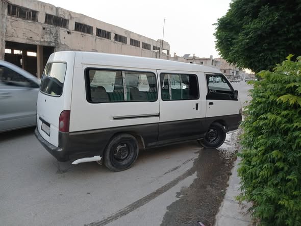 هيونداي H-1 1996 - صورة 3