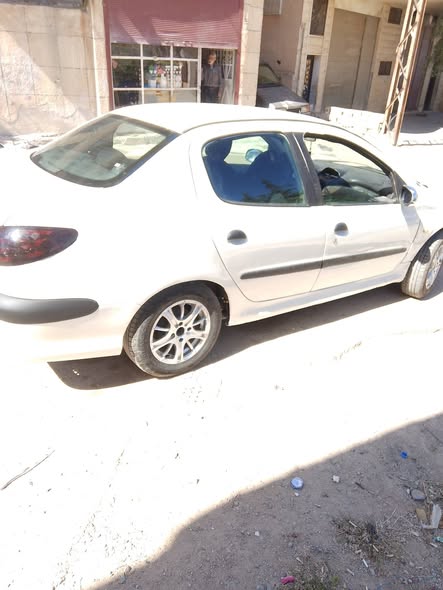 بيجو 206 2006 - صورة 2