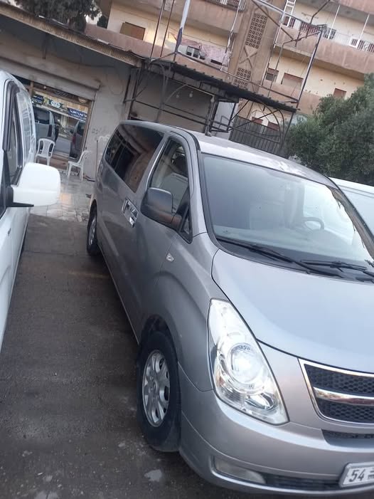 هيونداي اتش 1 2011