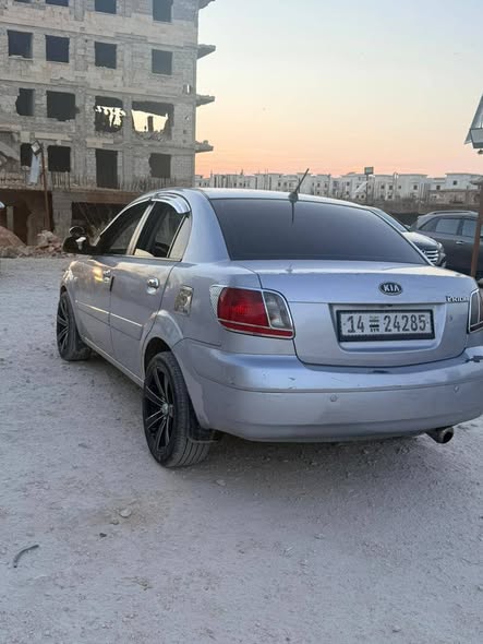 كيا ريو 2005 - صورة 4
