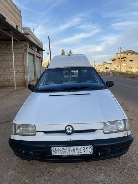 سكودا Pickup 1997 - صورة 1