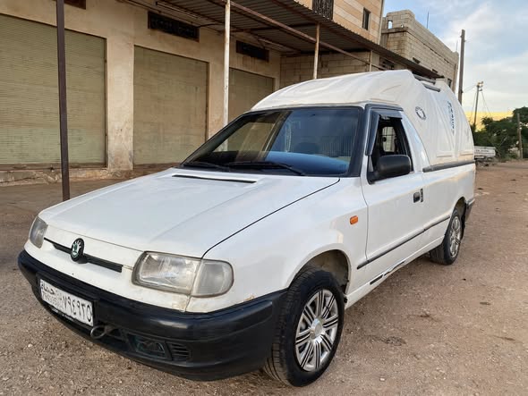 سكودا Pickup 1997 - صورة 2