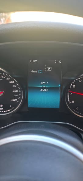 مرسيدس C300 2019 - صورة 4