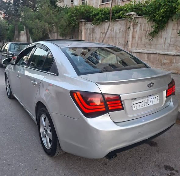 دايو لاسيتي كروز 2010 - صورة 3
