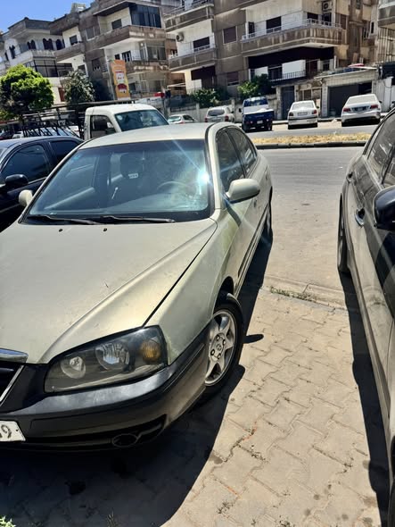 هيونداي افانتي 2005 - صورة 4
