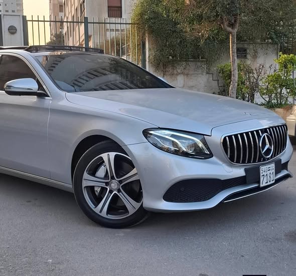 مرسيدس E300 2018 - صورة 5