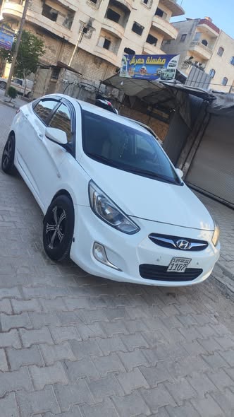 هيونداي اكسنت 2017 - صورة 1