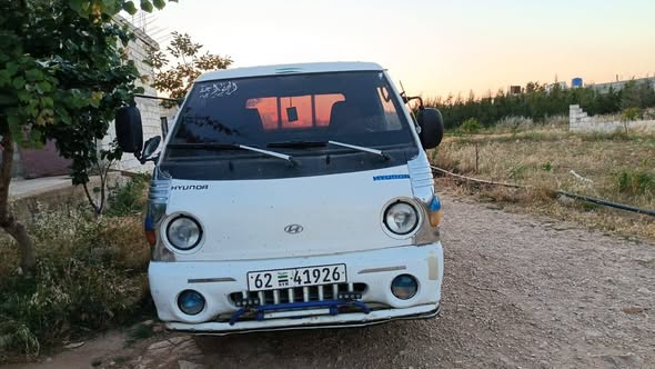 هيونداي H-100 1998 - صورة 1