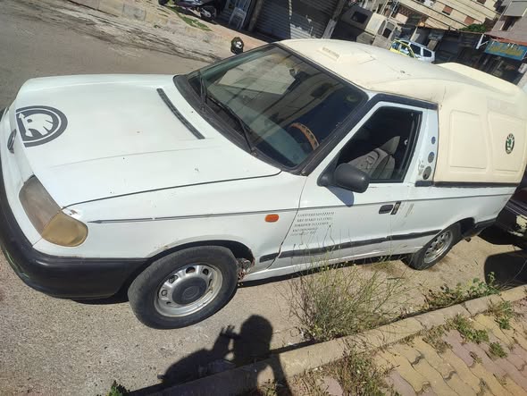 سكودا Pickup 1996 - صورة 4
