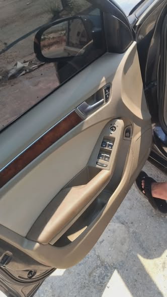 اودي A4 2012 - صورة 3
