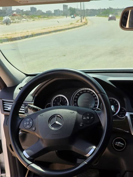 مرسيدس E300 2011 - صورة 5