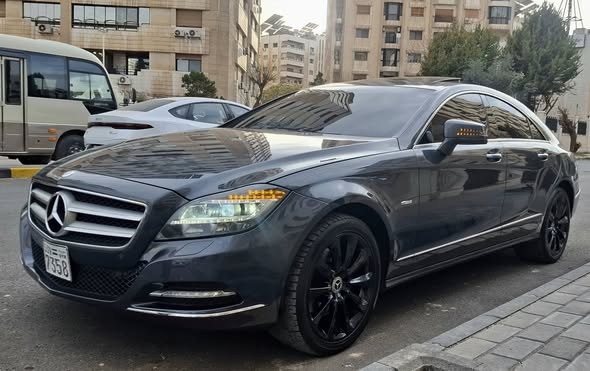 مرسيدس CLS 350 2012 - صورة 2