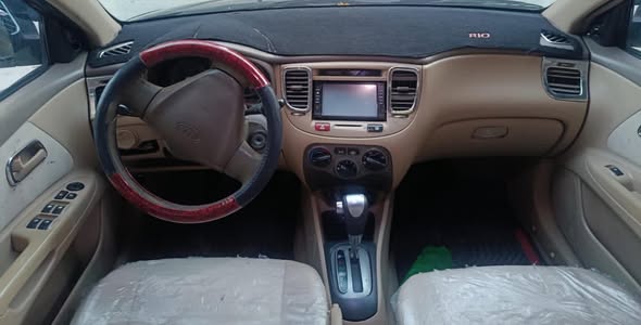 كيا ريو 2007 - صورة 5
