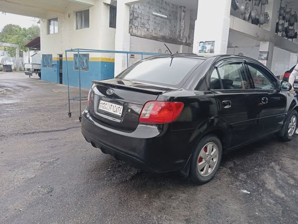 كيا ريو 2011 - صورة 5