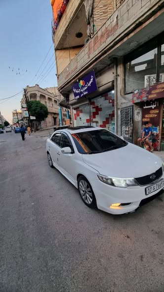 كيا فورتي 2010 - صورة 3