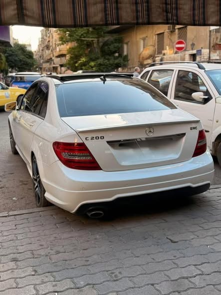 مرسيدس c200 2014 - صورة 2