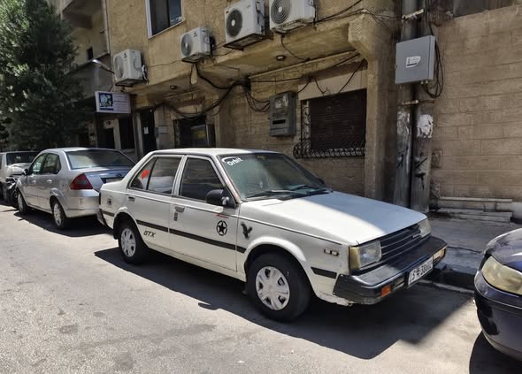 نيسان 1200 1983 - صورة 1
