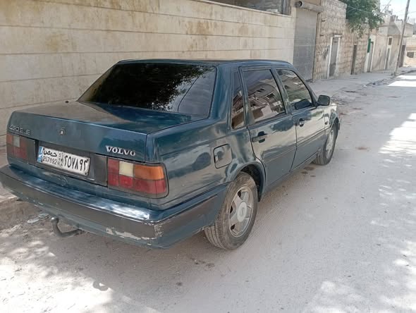 فولفو 460 2007 - صورة 5