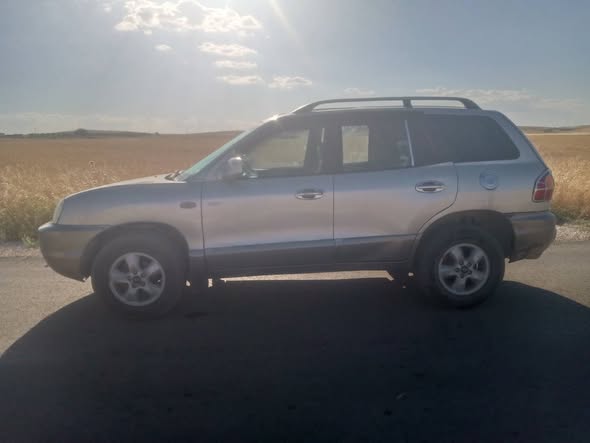 هيونداي سنتافي 2004 - صورة 3