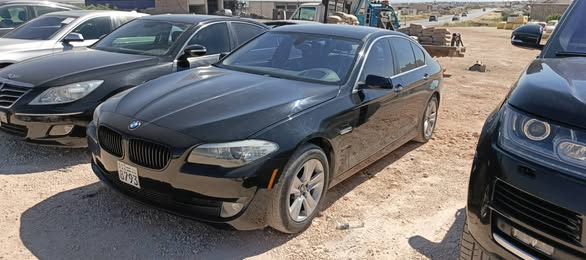 بي إم دبليو 528i 2013 - صورة 3