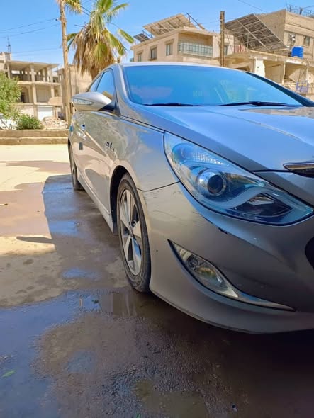 هيونداي سوناتا 2012 - صورة 1