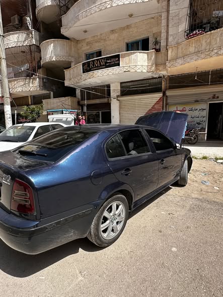 سكودا اوكتافيا 2002 - صورة 5