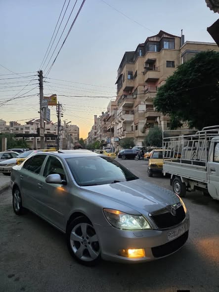 سكودا اوكتافيا 2011 - صورة 1