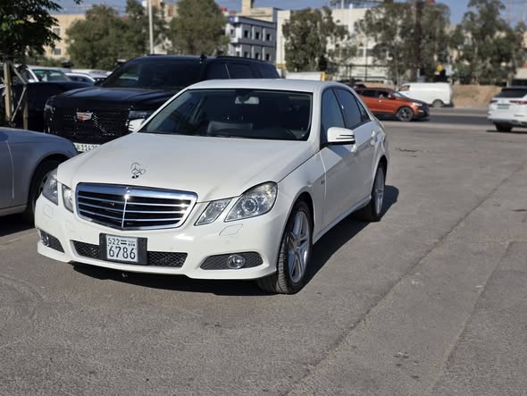 مرسيدس E220 2011 - صورة 2